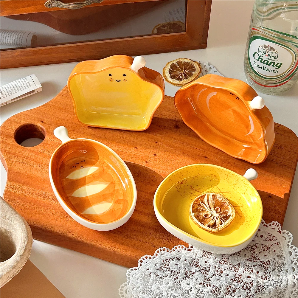 Kitchen Baking Dishes - 창의적인 빵 모양 세라믹 접시, 작은