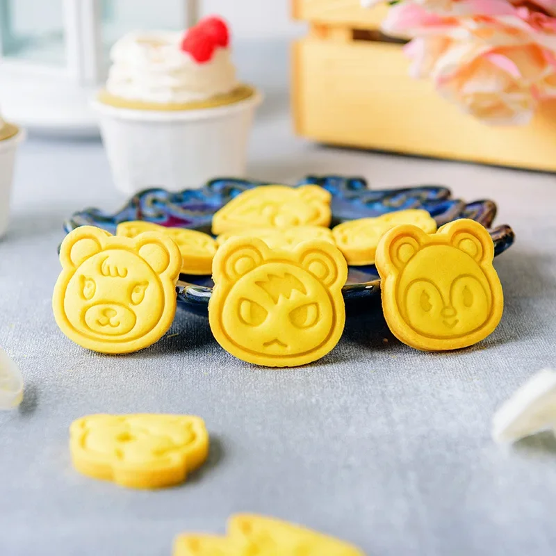 케이크 쿠키 동물의 숲 커터 귀여운 애니메이션 피규어  - Kitchen Baking Decor 리뷰 및 가격